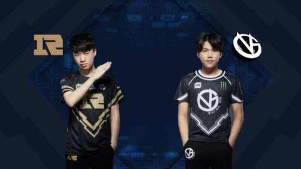 在半决赛中 在半决赛中