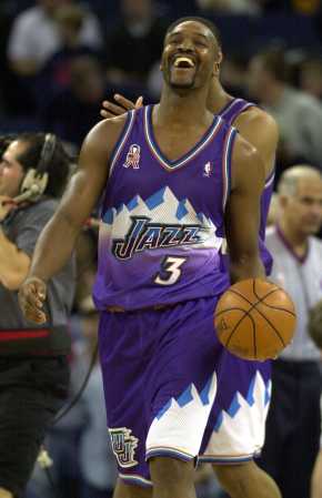 中场通过纵 中场通过纵